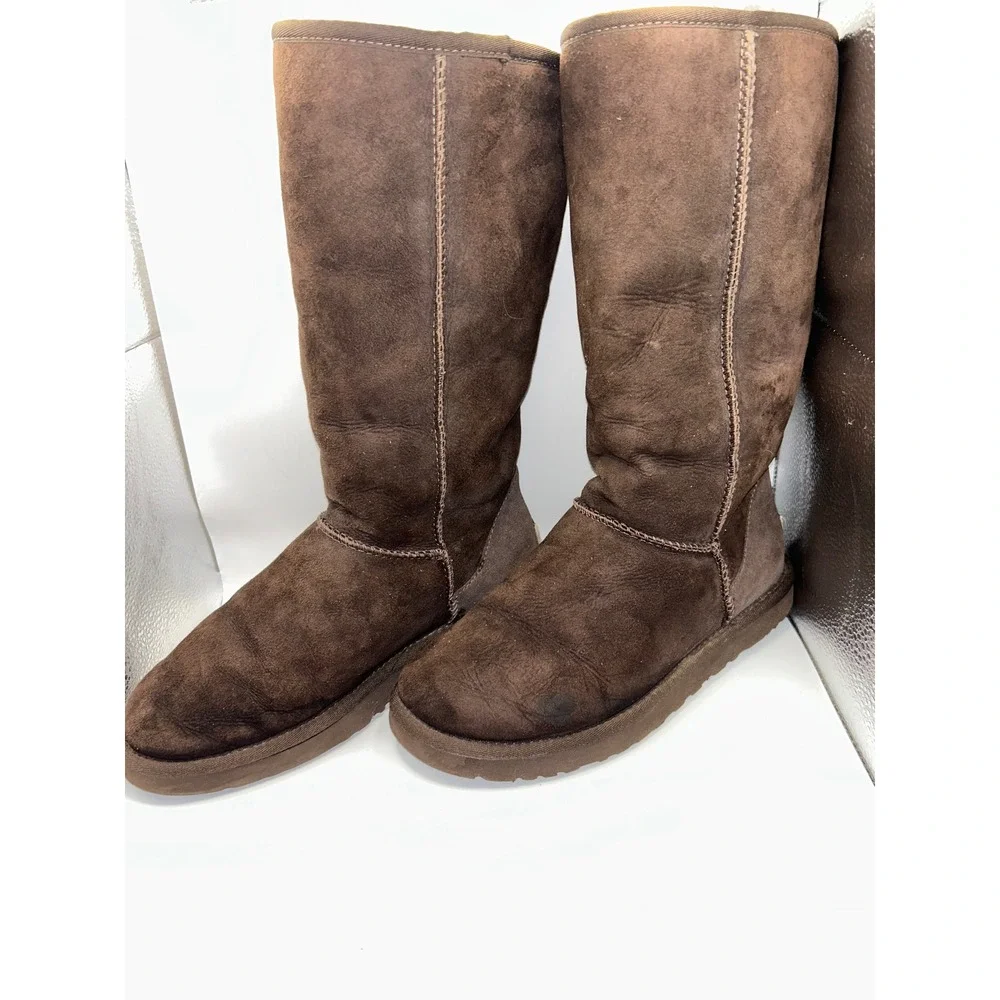 UGG Australia Tall Boots Chocolate Brown‎ Suede Sheepskin Lined Size 8